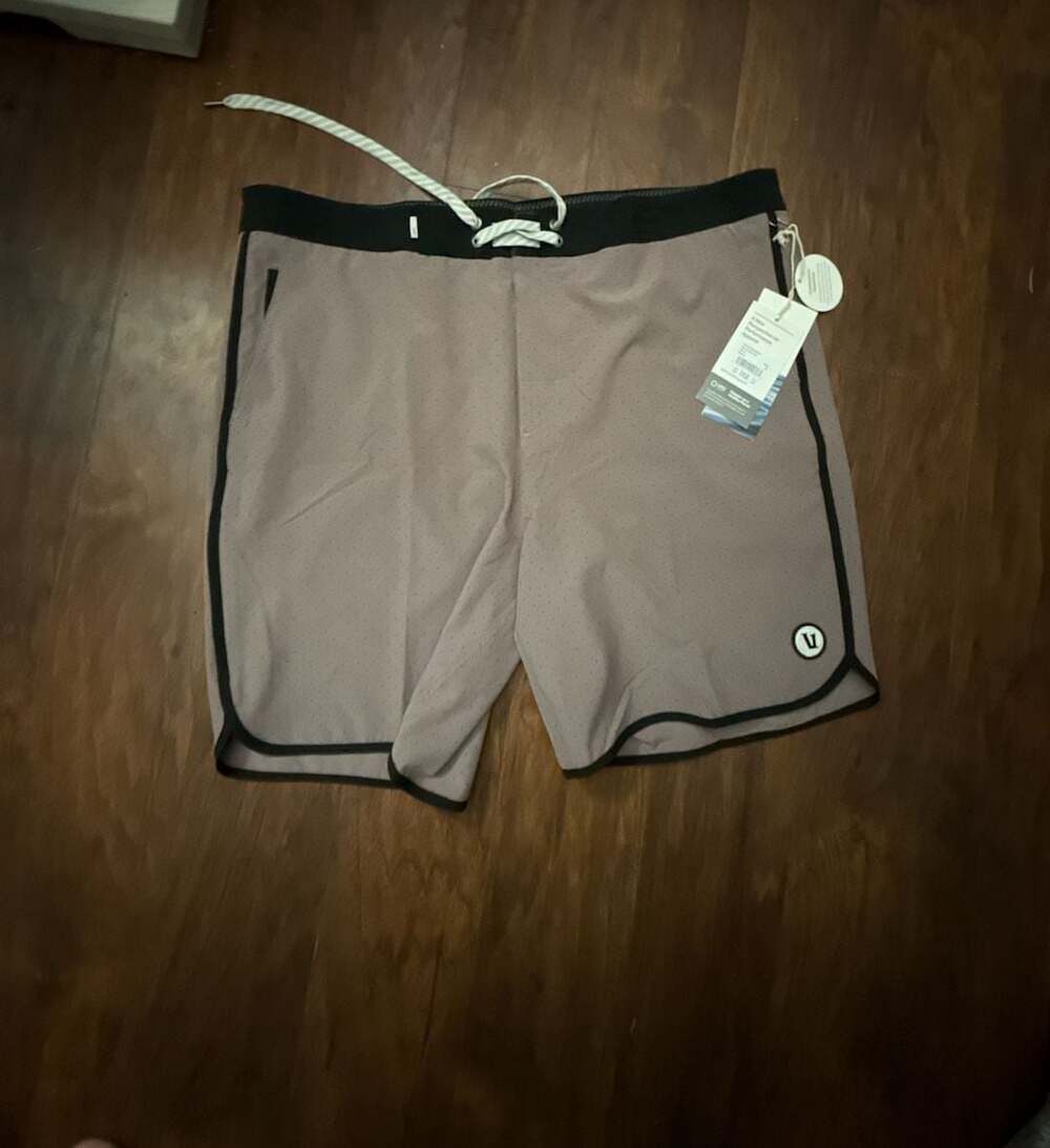 Vuori Cruise Boardshort Hazel Micro Dot